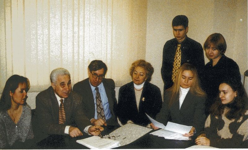 Файл:ЕвстЮнкаф.jpg